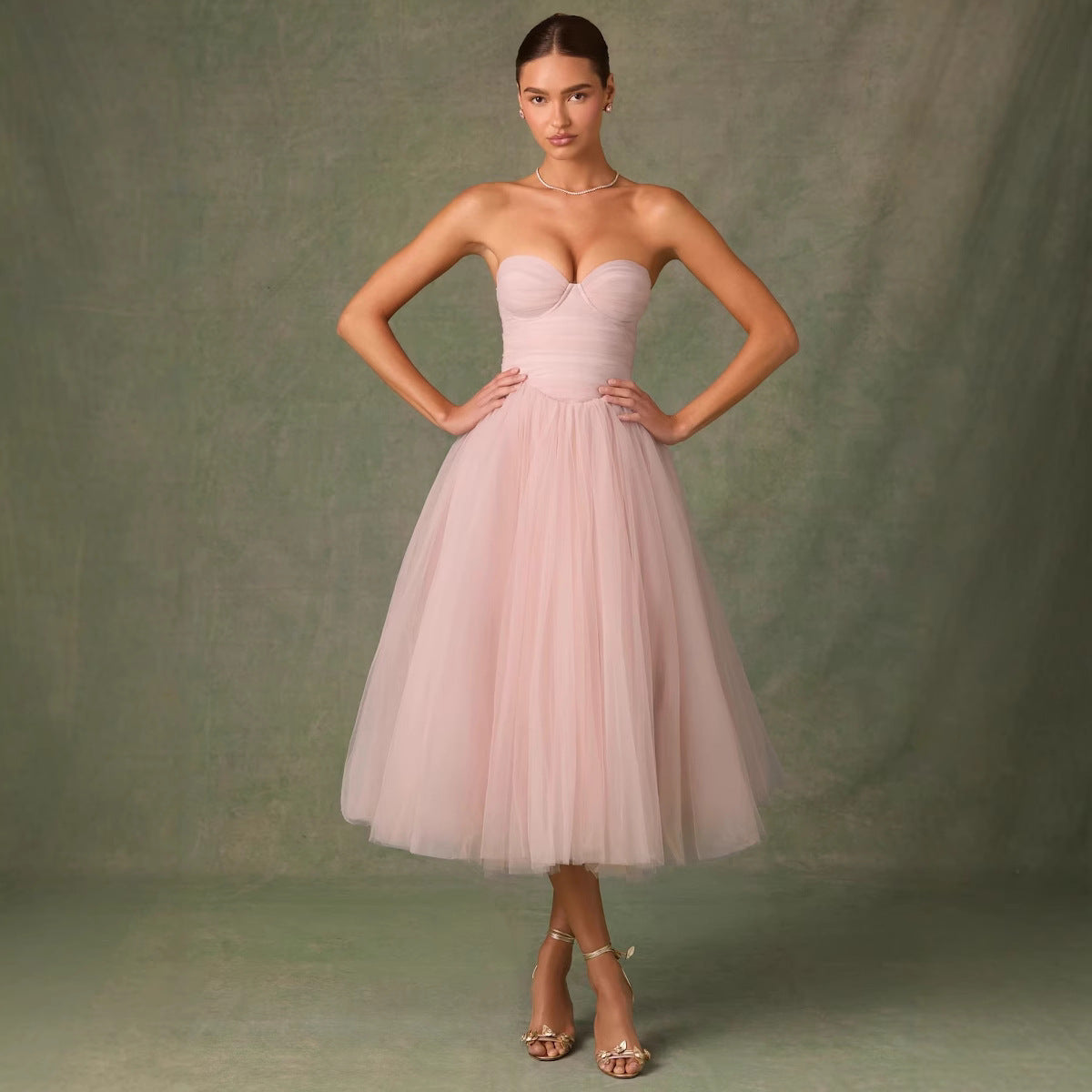 Damklänning – Axelbandslös A-linje – Tyll – Figurnära Liv – Hjärtringning