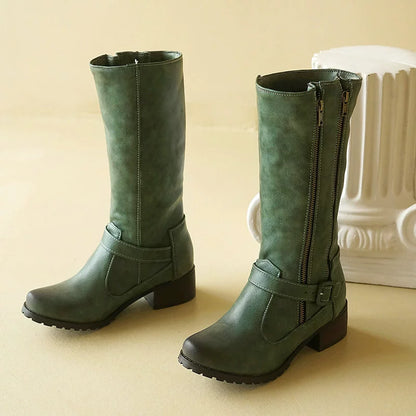 Damstövlar – Hög Modell – Rund Tå – Låg Klack – Spänne och Dubbla Dragkedjor