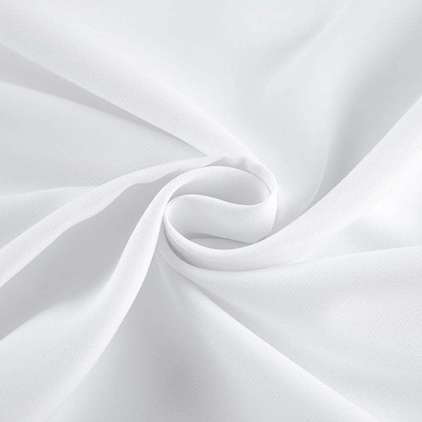 Klänning dam – Ärmös midiklänning – Satin – Figurnära passform – Hög hals – Slits