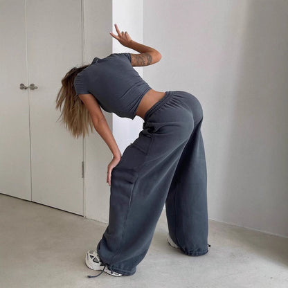 Dam sweatpants – Vid modell – Avslappnad passform – Hel längd
