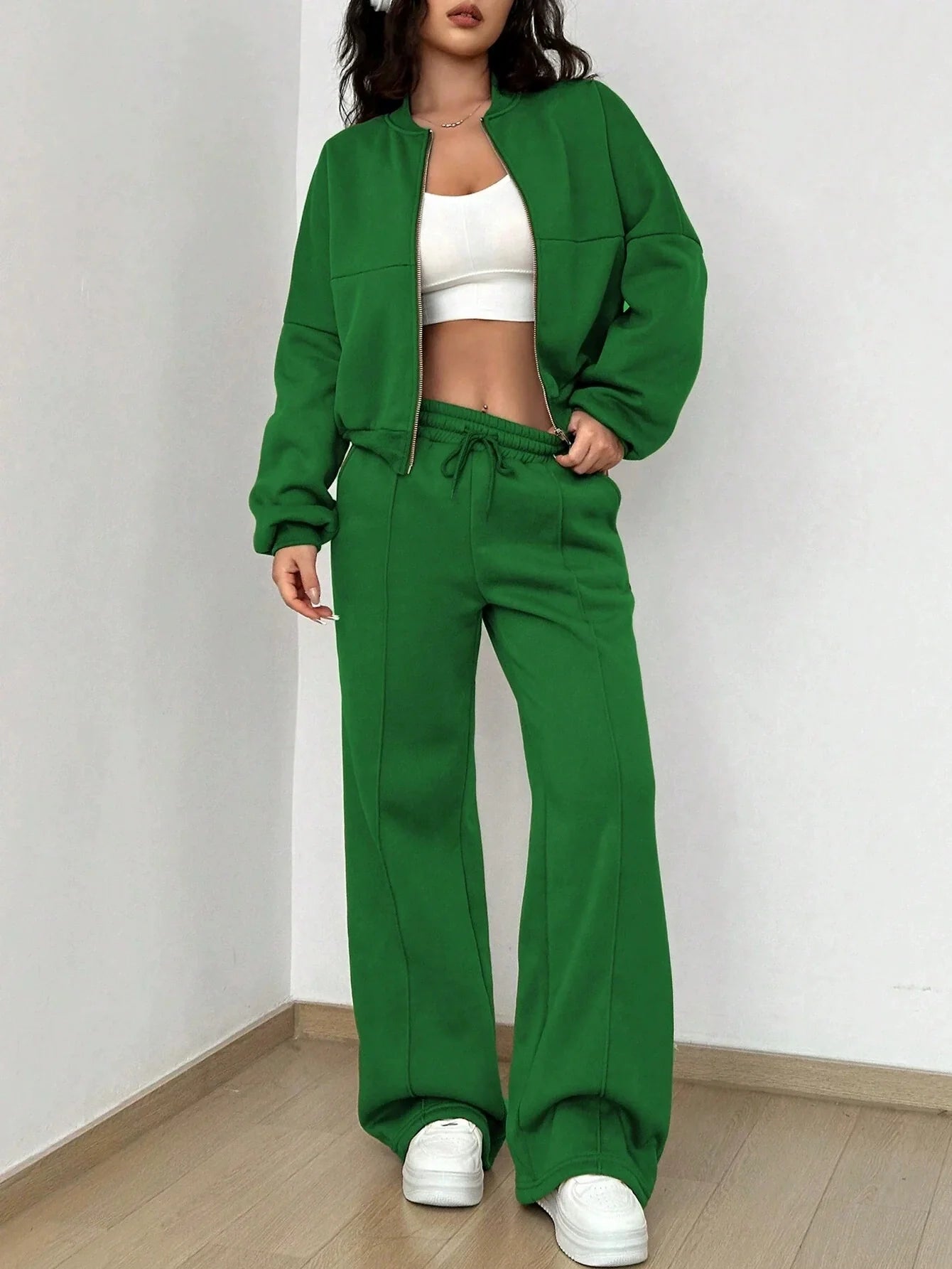 Dam Loungewear Set – Kort Bomberjacka – Vida Byxor Hög Midja – Mjuk Bomullskänsla
