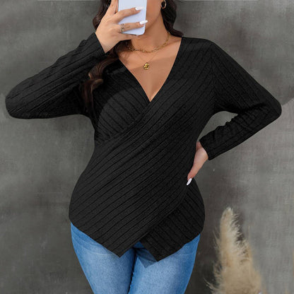 Damtop med omlottdesign – Ribbad struktur – Figurnära passform – V-ringad siluett