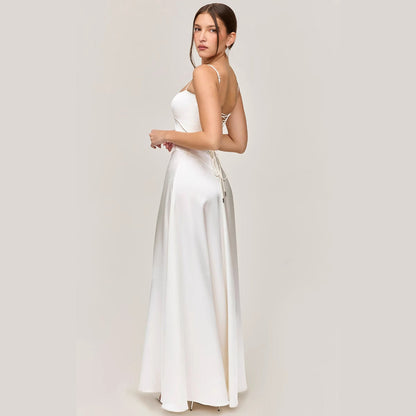 Damklänning – Slim Fit – A-linjeformad – Spagettiband – Spetsdetaljer – Midi