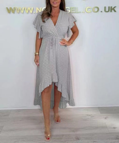 Damklänning – Omlottmodell – Hög-låg fåll – Volangärmar – Lyxigt luftigt tyg