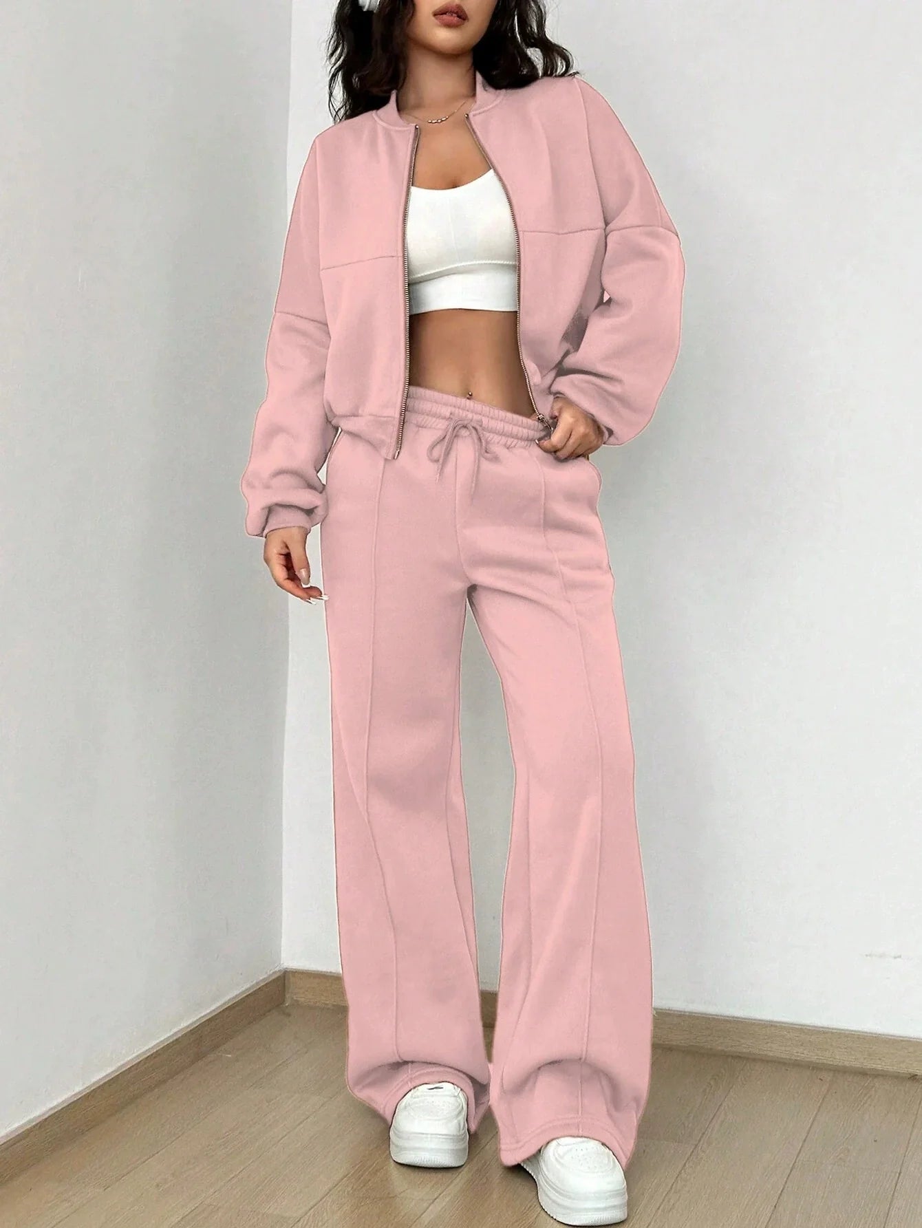 Dam Loungewear Set – Kort Bomberjacka – Vida Byxor Hög Midja – Mjuk Bomullskänsla