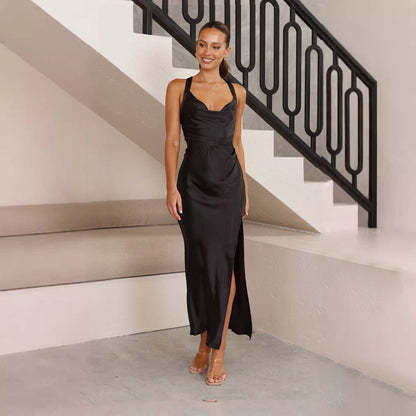 Damklänning – Lång Aftonklänning – Figurnära Passform – Satinkänsla – Cowlkrage – Hög Slits