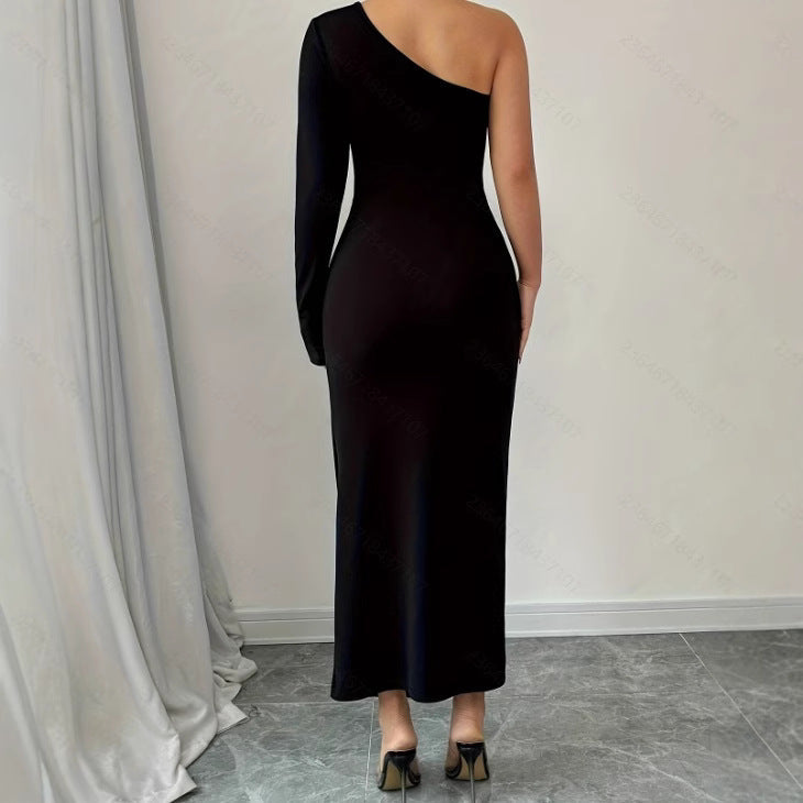 Damklänning bodycon – Off shoulder – Asymmetrisk slits – Elegant aftonmodell