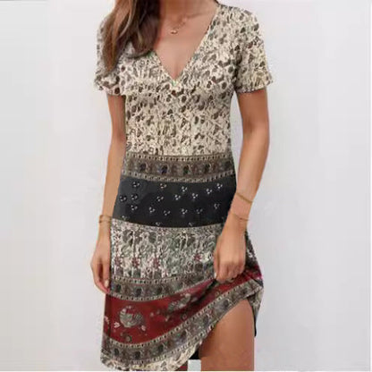 Damklänning med kort ärm – Avslappnad passform – Djup V-ringning – Boho patchwork – Bomull