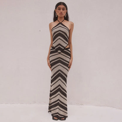 Damklänning – Stickad Bodycon – Halterneck – Utskärning – Geometriskt Mönster – Midilängd