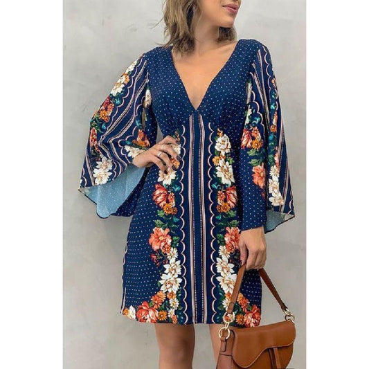 Damklänning – Bohemisk Passform – Blommigt Mönster – V-Ringning – Bomull