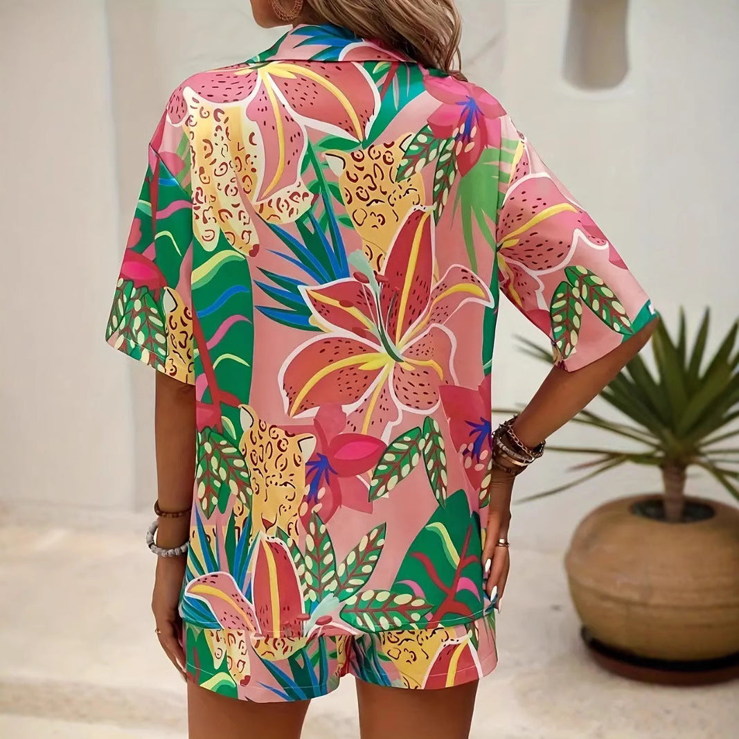Damset med skjorta och shorts – Avslappnad passform – Luftigt tyg – Tropiskt mönster