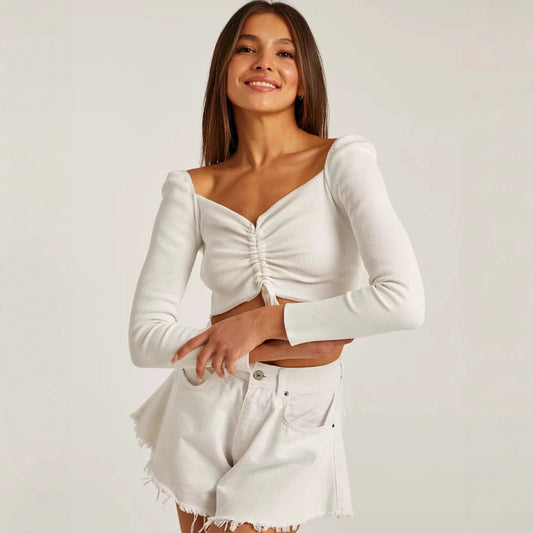 Damtop – Slim Fit – Kort Modell – Knytning Fram – V-Ringning – Ribbad Stickning – Lång Ärm