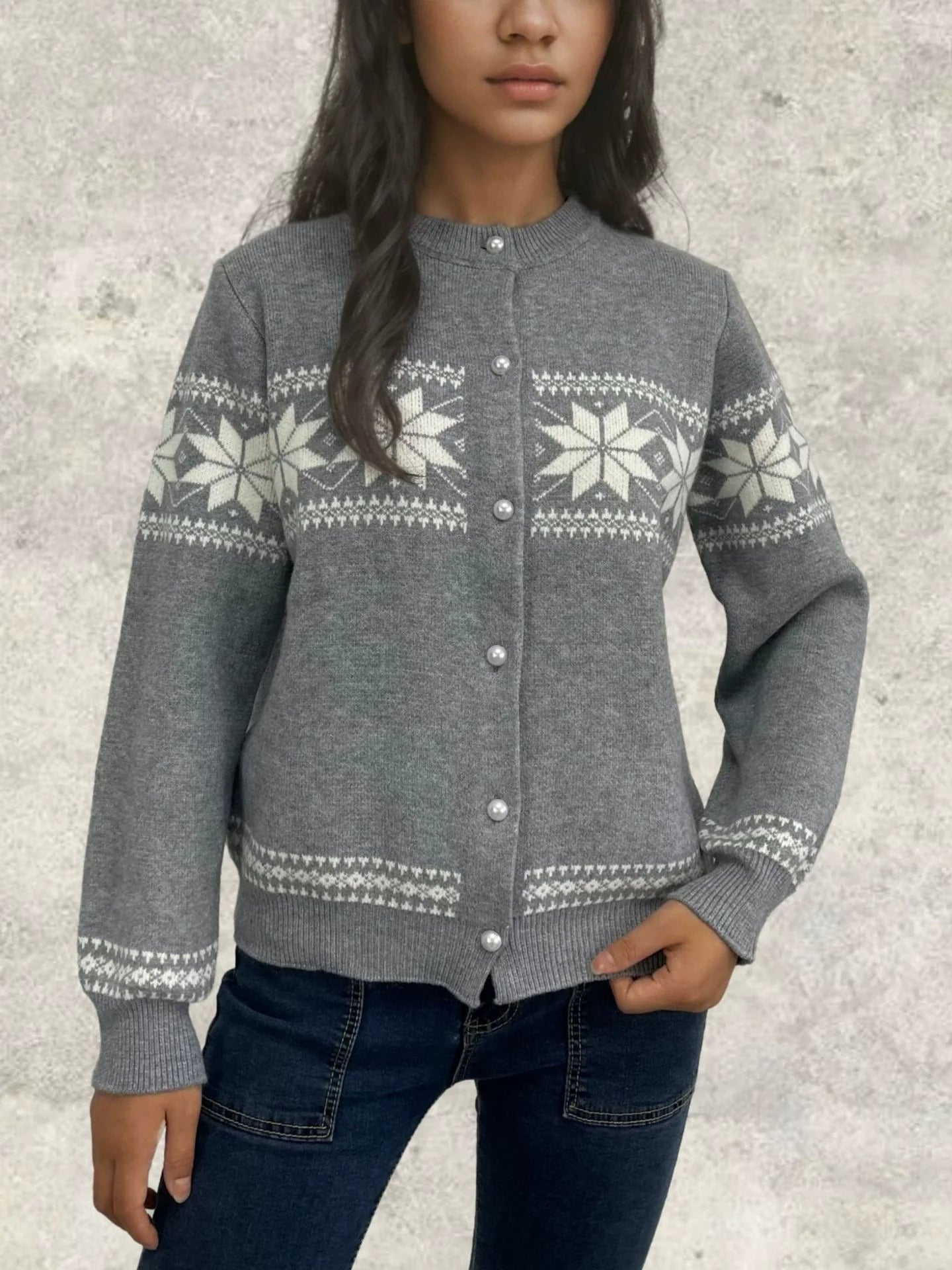 Damkofta – Ullstickad – Normal passform – Snöflingemönster – Knäppning fram