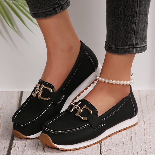 Dam Sneakers – Platåsula – Kedjedetalj – Moc Toe – Slip-on – Avslappnad Passform