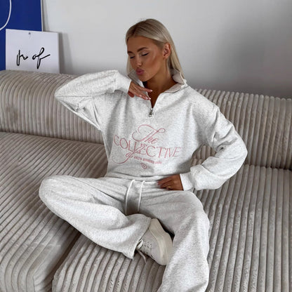 Damtröja – Oversized Passform – Halvdragkedja – Broderad Grafik