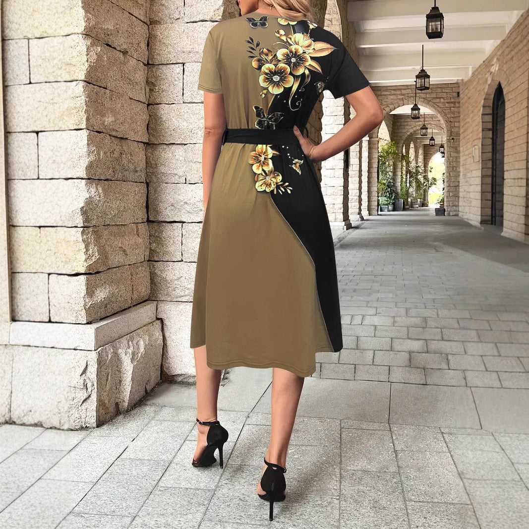 Damklänning – Omlottmodell – Blommigt Fjärilsmönster – Skärp i Midjan – Knälång