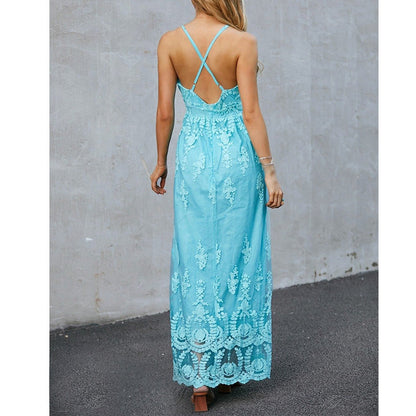 Damklänning – Maxilängd – Elegant Passform – Blommig Brodyr – Djup V-ringning