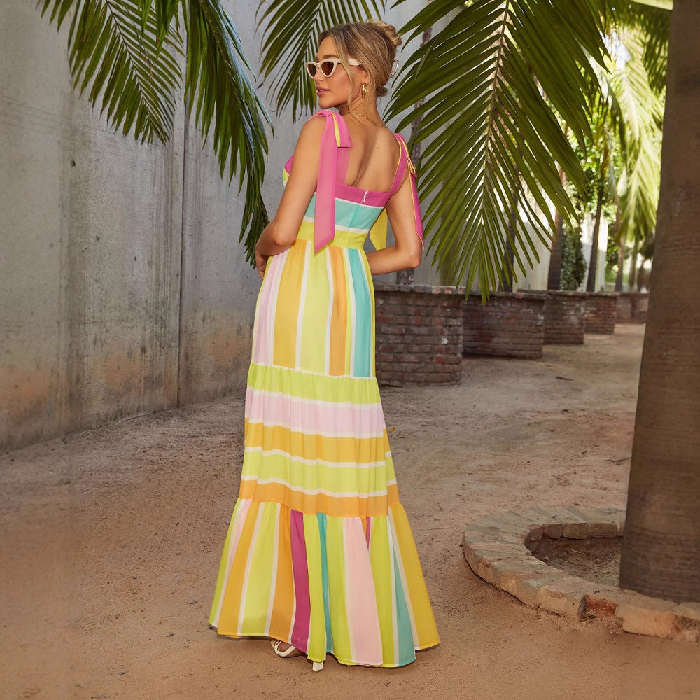 Damklänning maxi – Avslappnad passform – Fyrkantig ringning – Knytband – Volangkjol