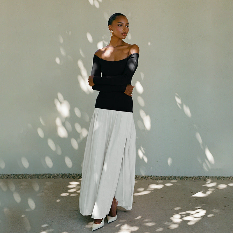 Damklänning off shoulder – figurnära överdel – lång ärm – plisserad maxikjol