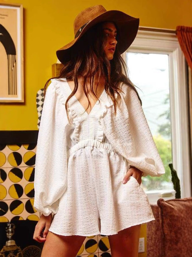 Damromper – V-ringning – Puffärmar – Ryschdetaljer – Resårmidja – Bomullsblandning