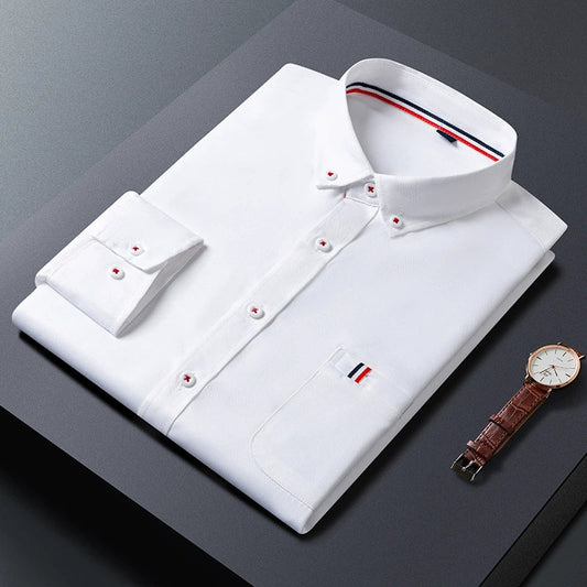 Herrskjorta lång ärm – Slim Fit – Bomullsblandning – Bröstficka – Klassisk krage
