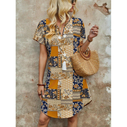 Damklänning – Lös Passform – Patchworkdesign – V-ringning – Kort Ärm – Bomull