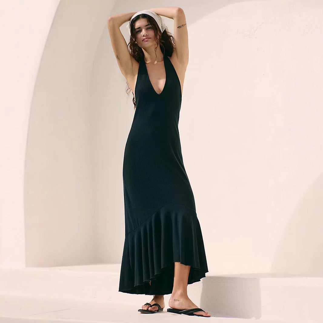 Damklänning maxi – V-ringad halterneck – Plisserad – Lätt och elegant passform