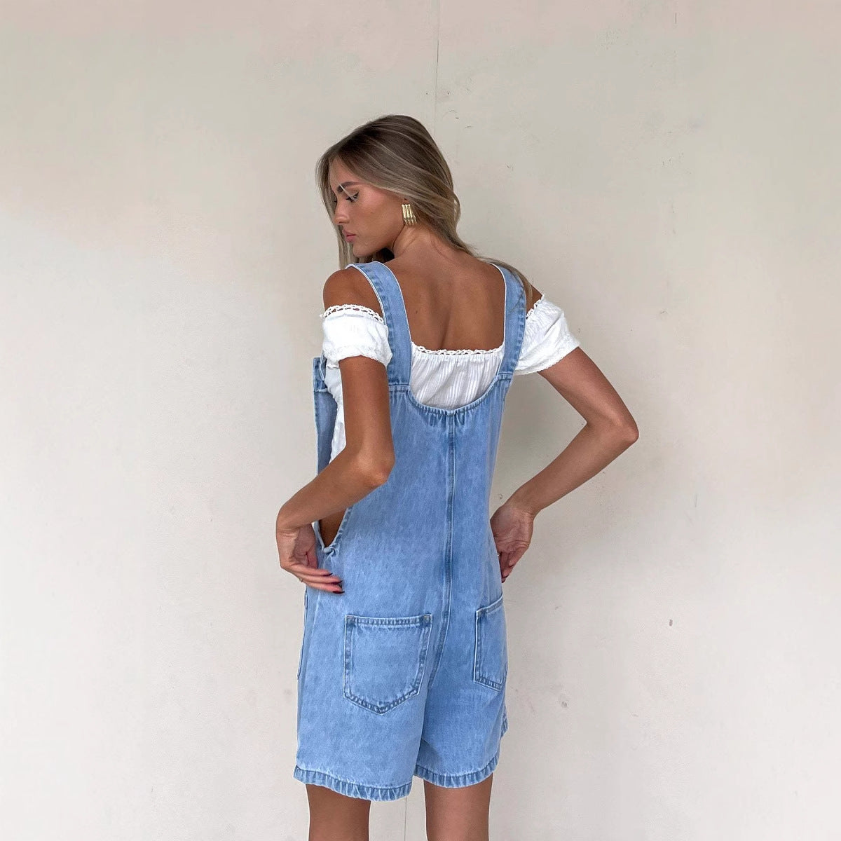 Dam Dungareeshorts – Denim – Lös Passform – Justerbara Axelband – Knappframsida