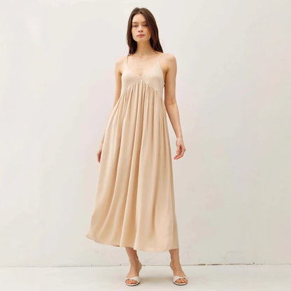 Damklänning maxi – Lös passform – V-ringning – Spagettiband – Plisserad design