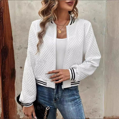 Dam Jacka Bomber – Quilted Design – Relaxed Fit – Ståkrage – Ribbad Kant – Dragkedja