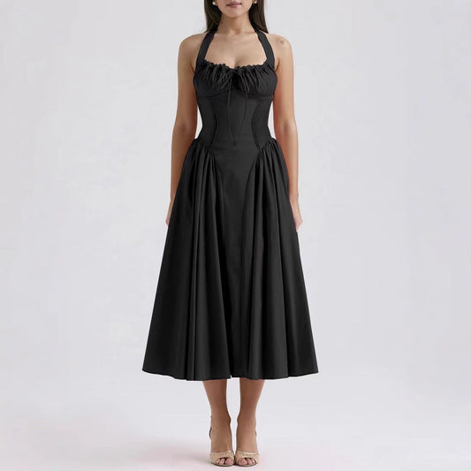 Damklänning – Slim Fit – Halterneck – Rygglös – Rynkad Liv – Midilång Vidd Kjol