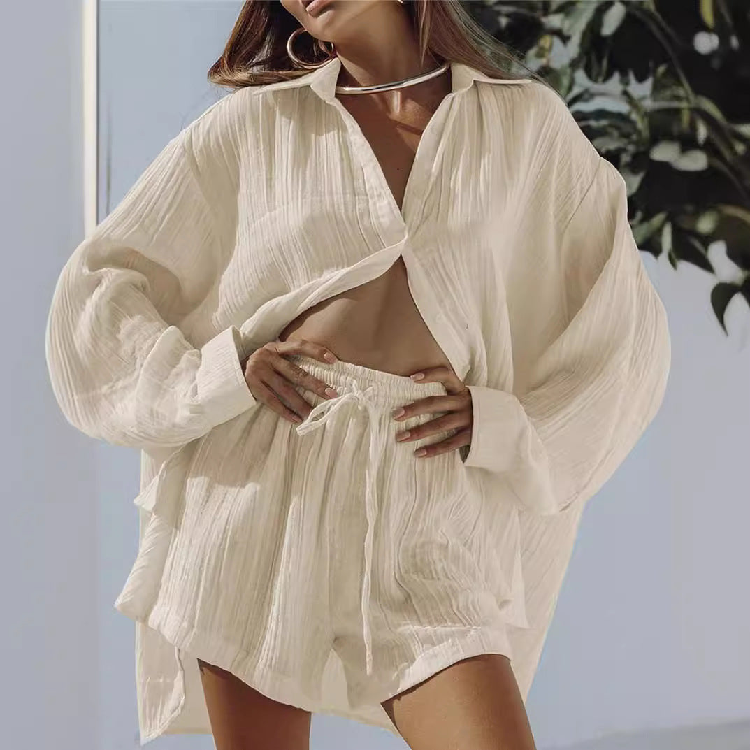 Damset – Oversized Skjorta med Knappar – Avslappnade Shorts – Andningsbart Material