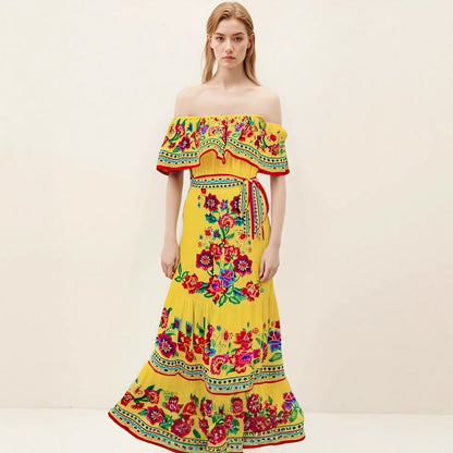 Damklänning maxi off-shoulder – blommig – rynkat liv – volangkjol – knytskärp