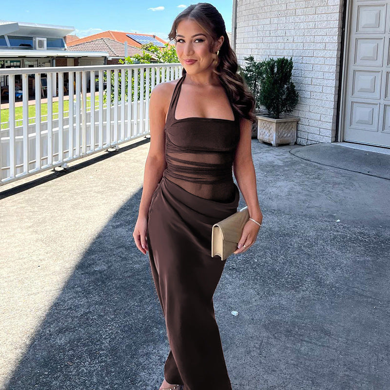 Damklänning maxi – Bodycon passform – Halterneck – Meshpaneler – Elegant festklänning