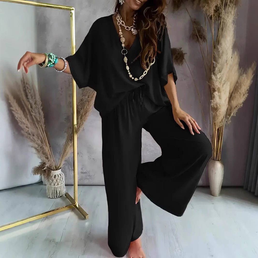 Damset med V-ringad topp och vida byxor – Avslappnad passform – Andningsbar kvalitet