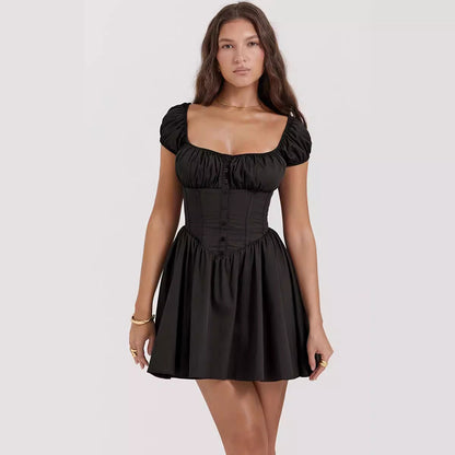 Damklänning – Slim Fit – Mini – Puffärm – Fyrkantig Hals – Knappstängning