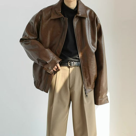 Herrjacka i läder – Oversized modell – Kort midjelängd – Dragkedja – Streetwear