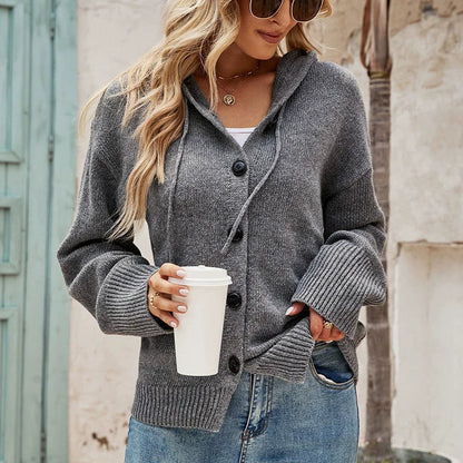 Damkofta med huva – Stickad – Avslappnad passform – Knappar – Dragskohäm