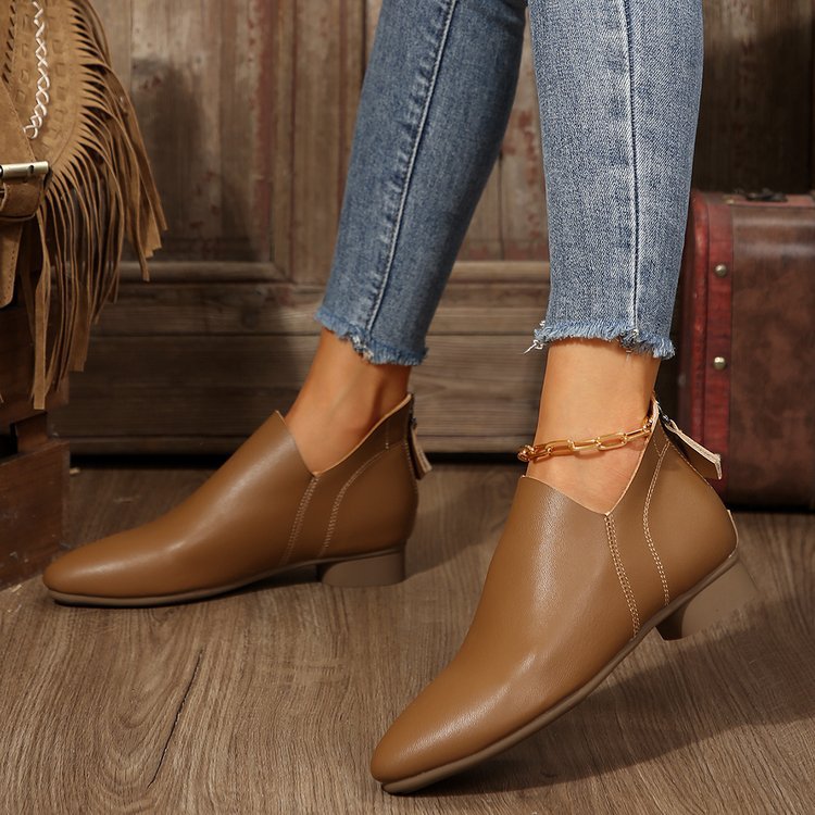Dam Ankelboots – Slim Passform – Pointig Tå – Bakdragkedja – Elegant Design