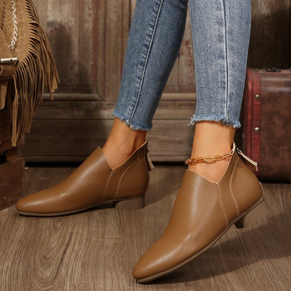 Dam Ankelboots – Slim Passform – Pointig Tå – Bakdragkedja – Elegant Design