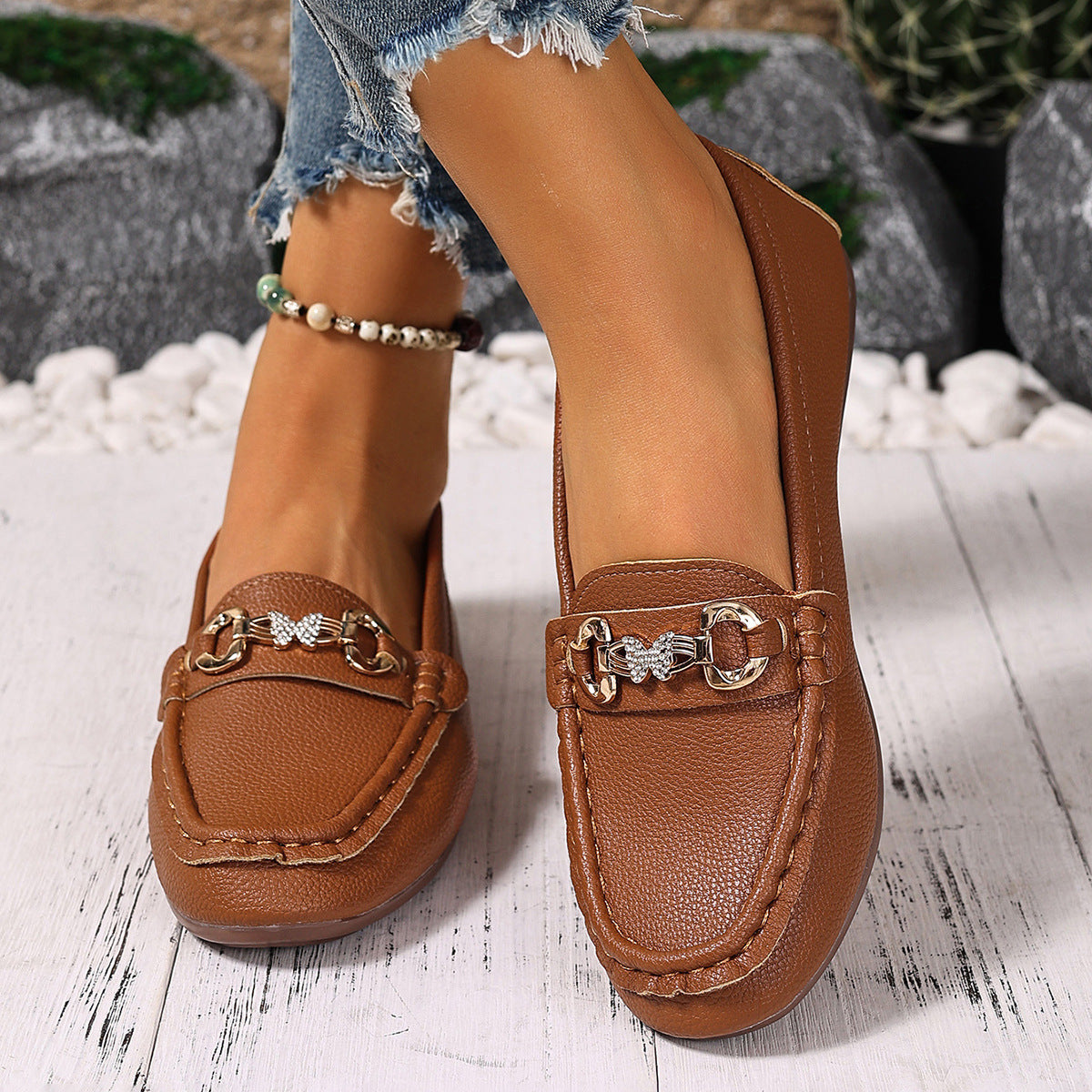 Damloafers i läder - Kedjedetalj - Rund tå - Slip-on-komfort