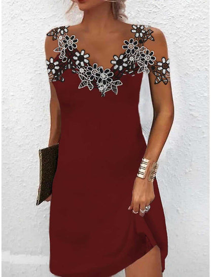Dam Miniklänning – Slim Fit – Broderad Spets – V-ringning – Ärmlös Mini Elegant
