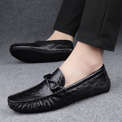 Herrloafers – Slip-on design – Dekorativ knytning – Tryckt detaljmönster – Bekväm passform