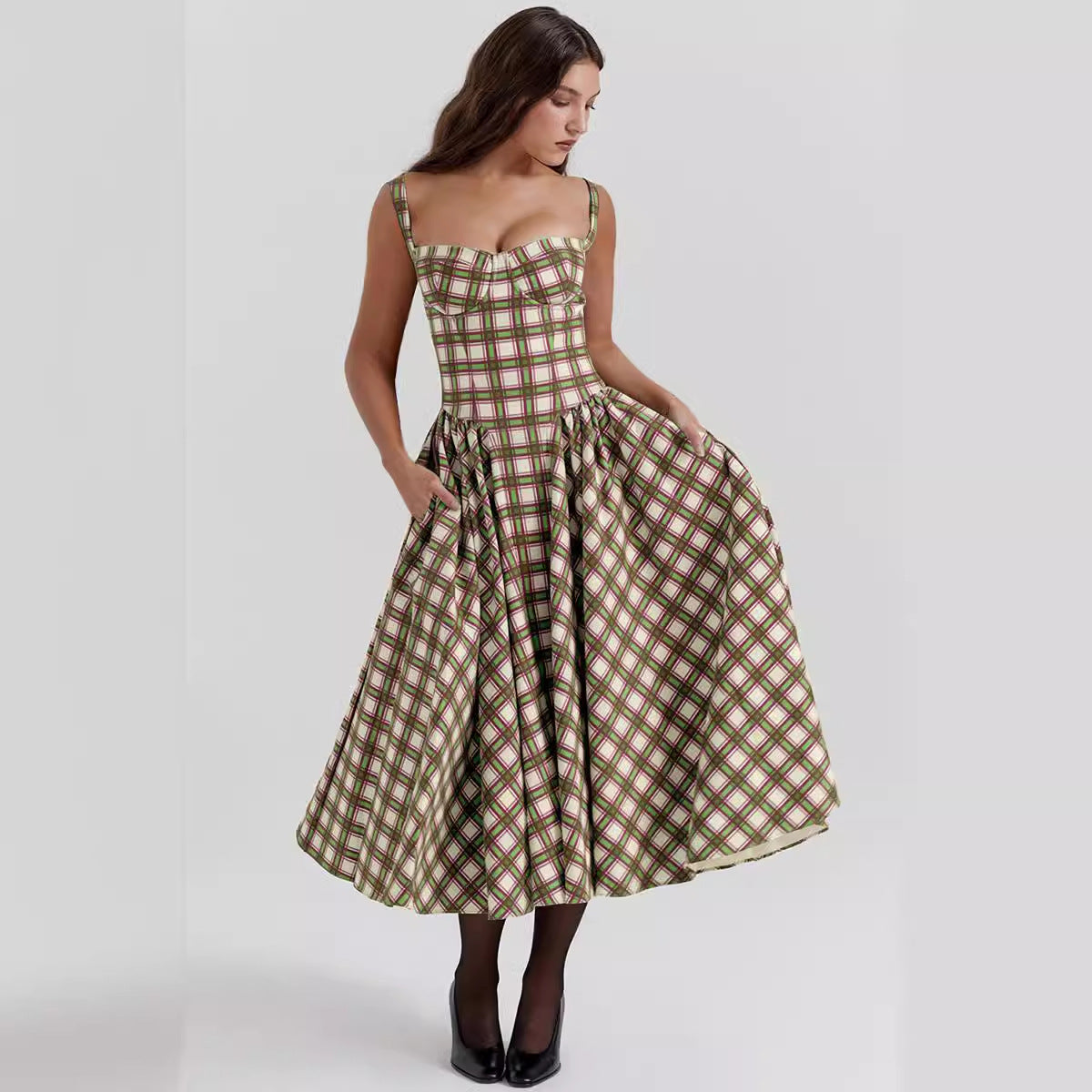 Damklänning maxi – Figurnära liv – Rutig design – Vid kjol – Med fickor