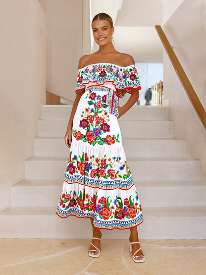 Damklänning maxi off-shoulder – blommig – rynkat liv – volangkjol – knytskärp