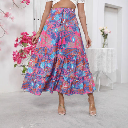 Damkjol maxi – Bohemisk stil – Volangdesign – Dragsko i midjan – Bomull