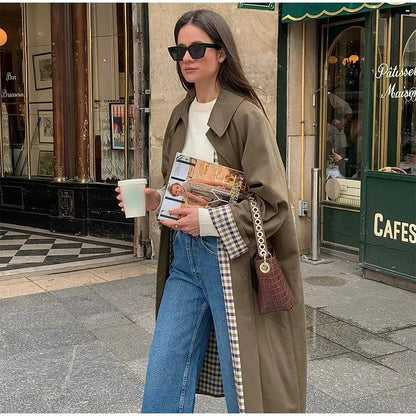 Damkappa – Rak Passform – Midi-Längd – Knäppning – Raglanärm – Fickor Fram