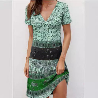 Damklänning med kort ärm – Avslappnad passform – Djup V-ringning – Boho patchwork – Bomull