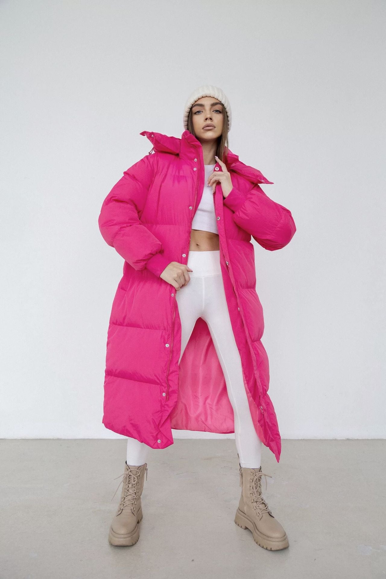 Dam Lång Puffer Trenchcoat – Oversized Passform – Vadderad – Huva – Hög Krage – Hellång