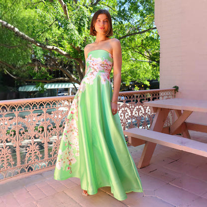 Damklänning för kväll – Satin – Smal passform – Axelbandslös – Blommigt tryck – Hellång